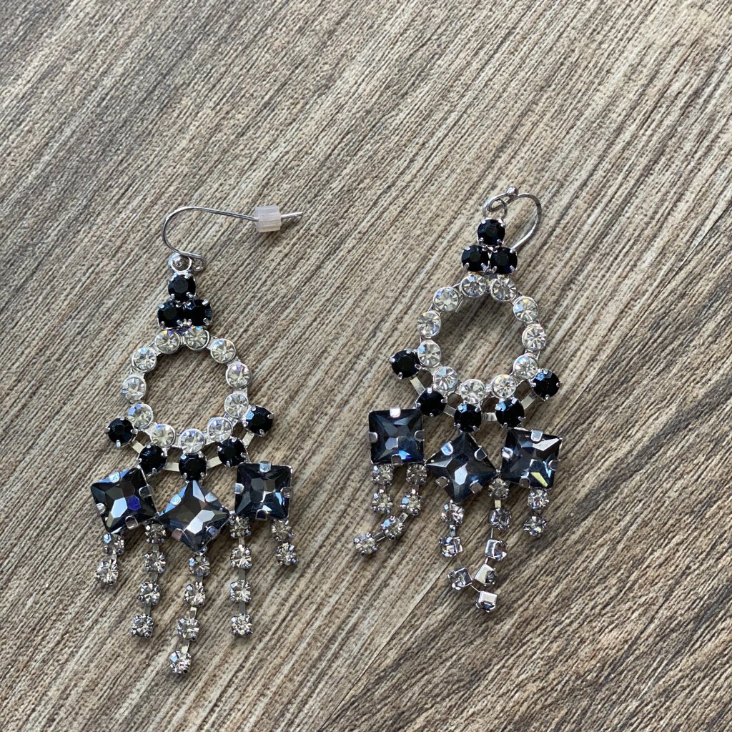 Lulu Frost Earrings - Never Worn